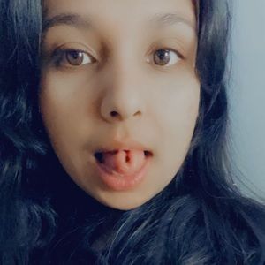 Meet your Posher, Hitakshi